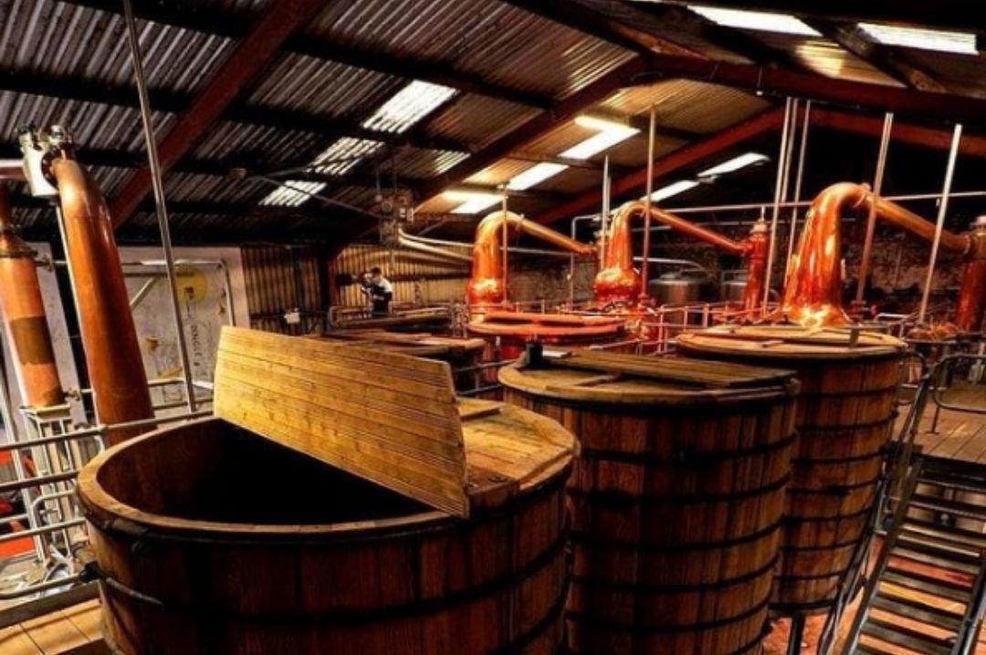 Copper Stills and Aging Barrels copper_stills_and_aging_barrels